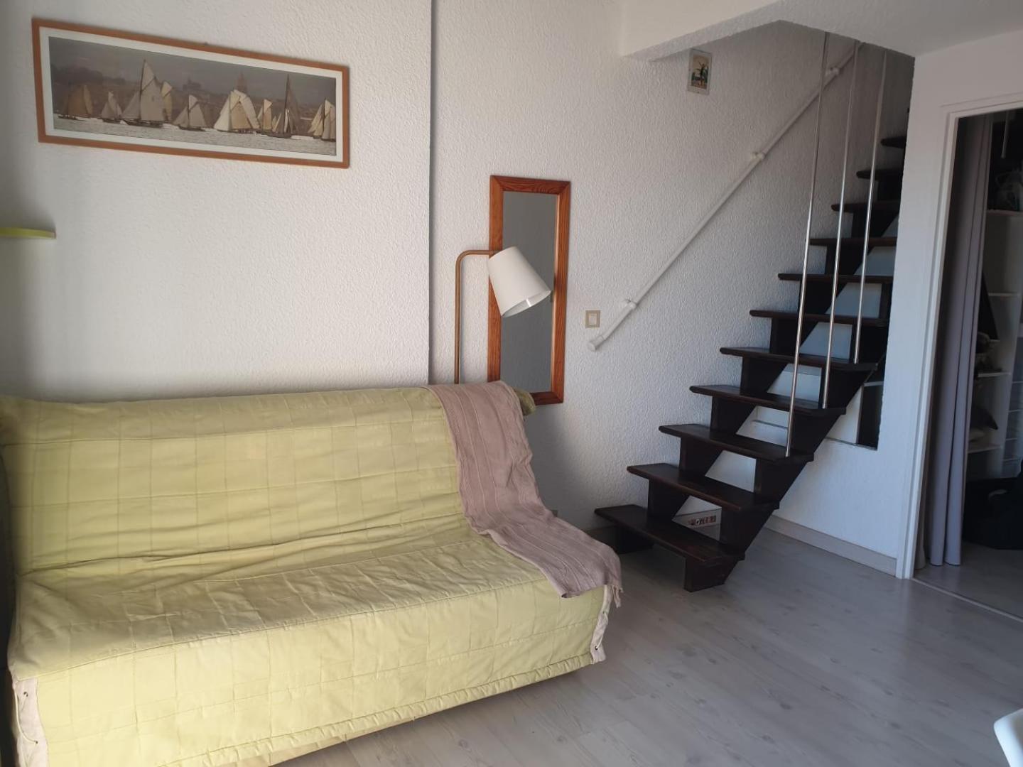 Appartement Climatise A 800M De La Plage เฟรฌูส ภายนอก รูปภาพ